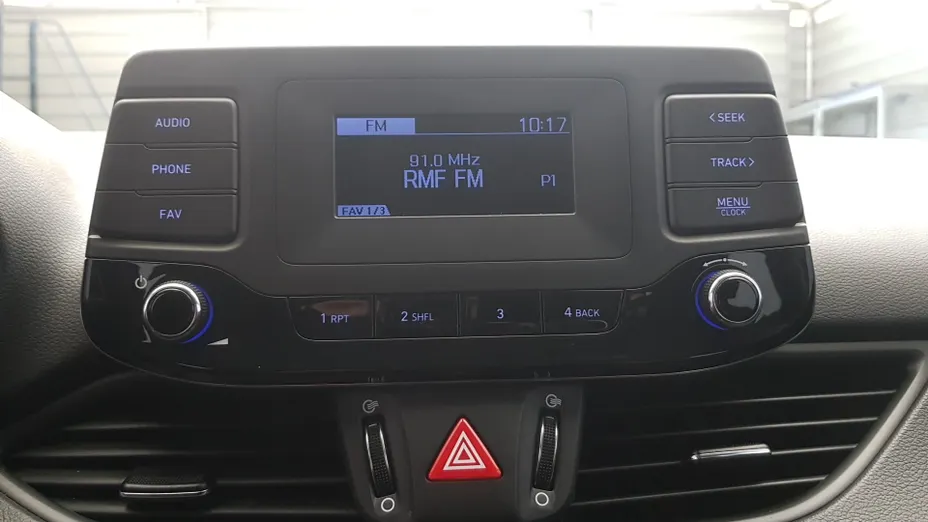HYUNDAI i30 i30 1.0 T-GDI Classic + DCT