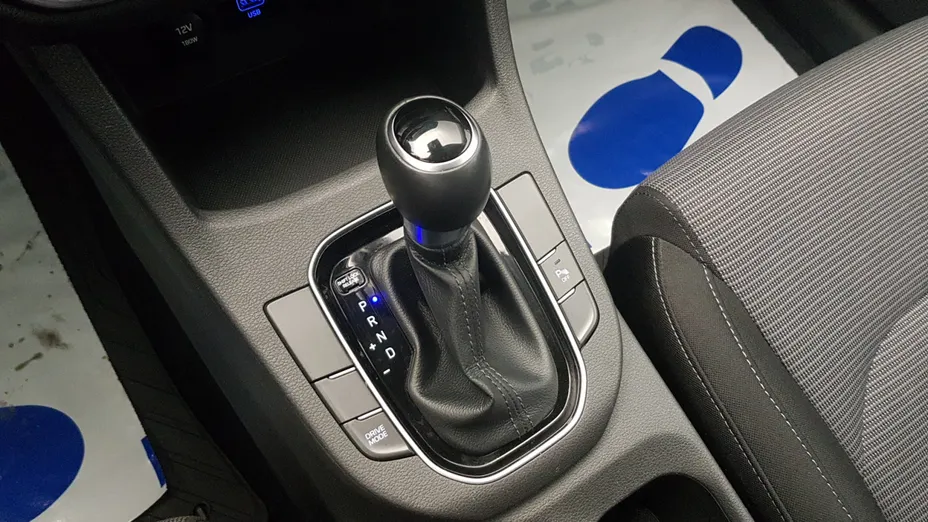 HYUNDAI i30 i30 1.0 T-GDI Classic + DCT