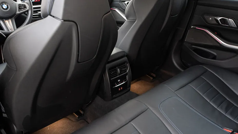 BMW Seria 3 M340i xDrive mHEV sport-aut