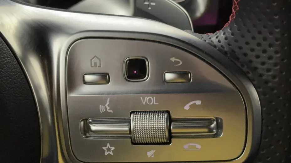 MERCEDES-BENZ EQB EQB 250 66.5kWh AMG