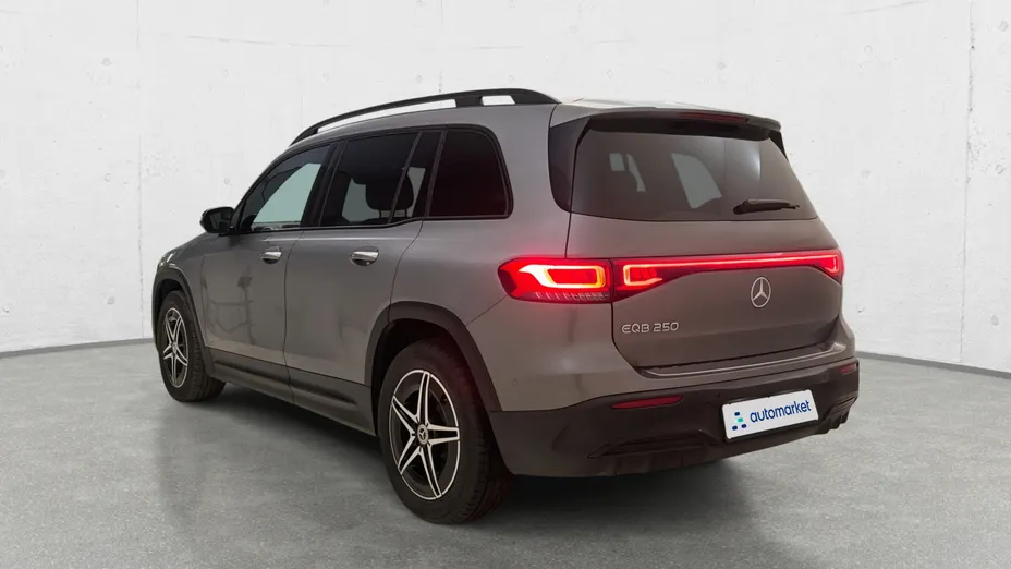 MERCEDES-BENZ EQB EQB 250 66.5kWh AMG