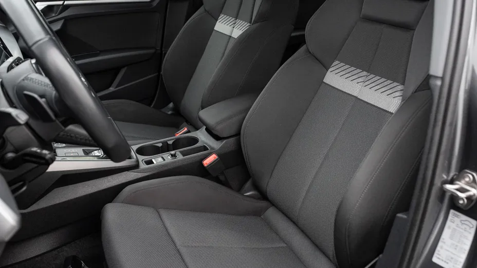 AUDI A3 A3 35 TFSI mHEV S Line S tronic