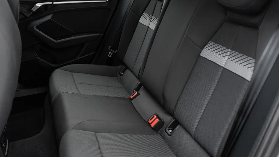 AUDI A3 A3 35 TFSI mHEV S Line S tronic