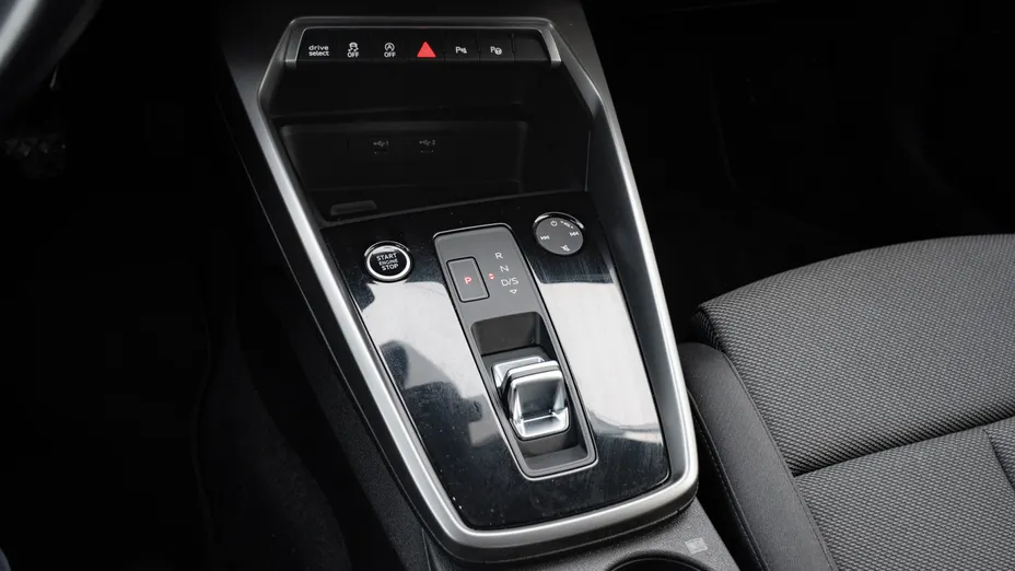 AUDI A3 A3 35 TFSI mHEV S Line S tronic