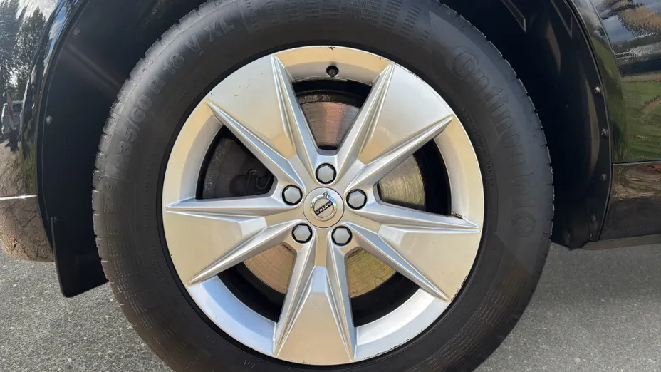 VOLVO XC60 XC60 B5 D AWD Momentum Pro aut
