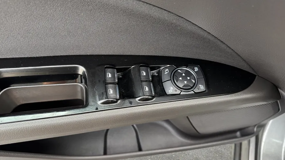 FORD Mondeo Mondeo 2.0 Hybrid Titanium