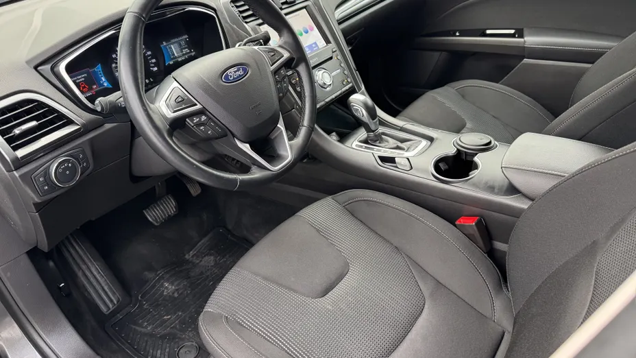 FORD Mondeo Mondeo 2.0 Hybrid Titanium