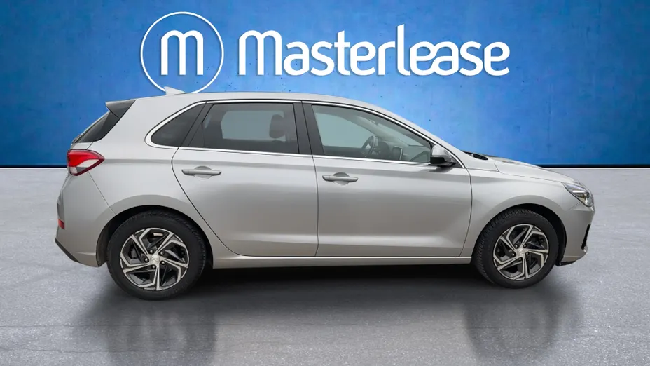 HYUNDAI i30 i30 1.5 DPI Smart