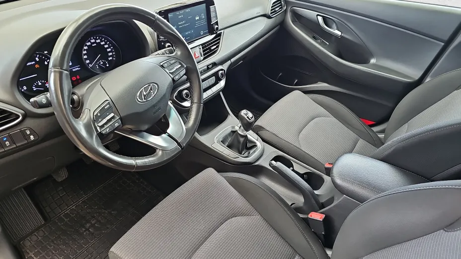 HYUNDAI i30 i30 1.0 T-GDI Modern