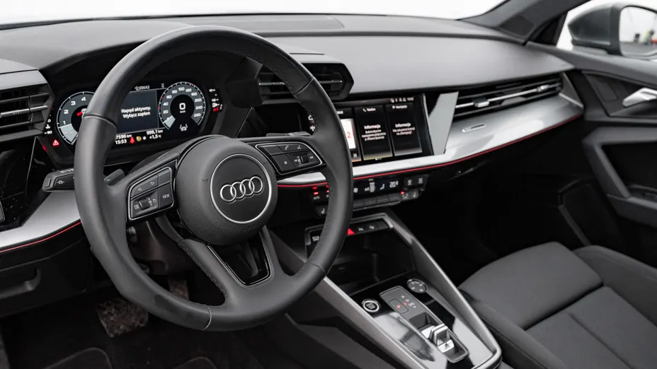 AUDI A3 A3 35 TFSI mHEV S Line S tronic