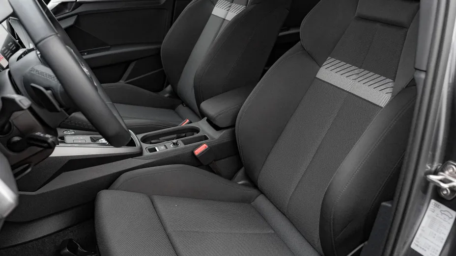 AUDI A3 A3 35 TFSI mHEV S Line S tronic