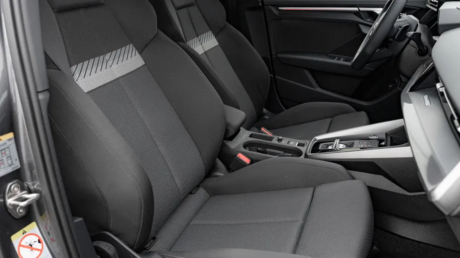 AUDI A3 A3 35 TFSI mHEV S Line S tronic