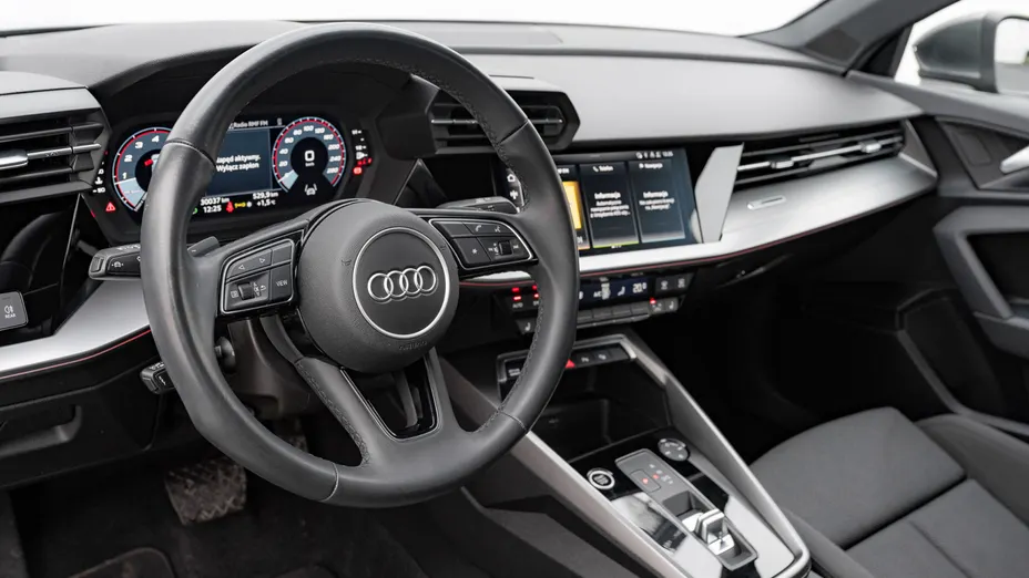 AUDI A3 A3 35 TFSI mHEV S Line S tronic