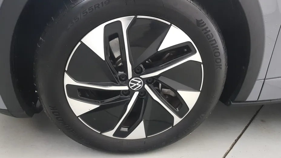 VOLKSWAGEN ID.5 ID.5 77kWh Pro Performance