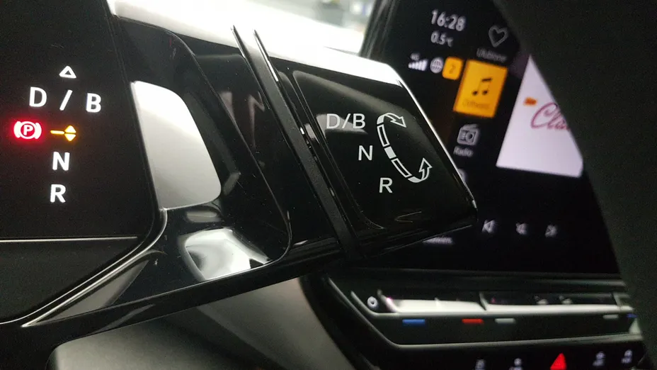 VOLKSWAGEN ID.5 ID.5 77kWh Pro Performance