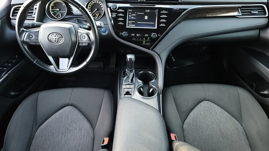 TOYOTA Camry Camry 2.5 Hybrid Comfort CVT