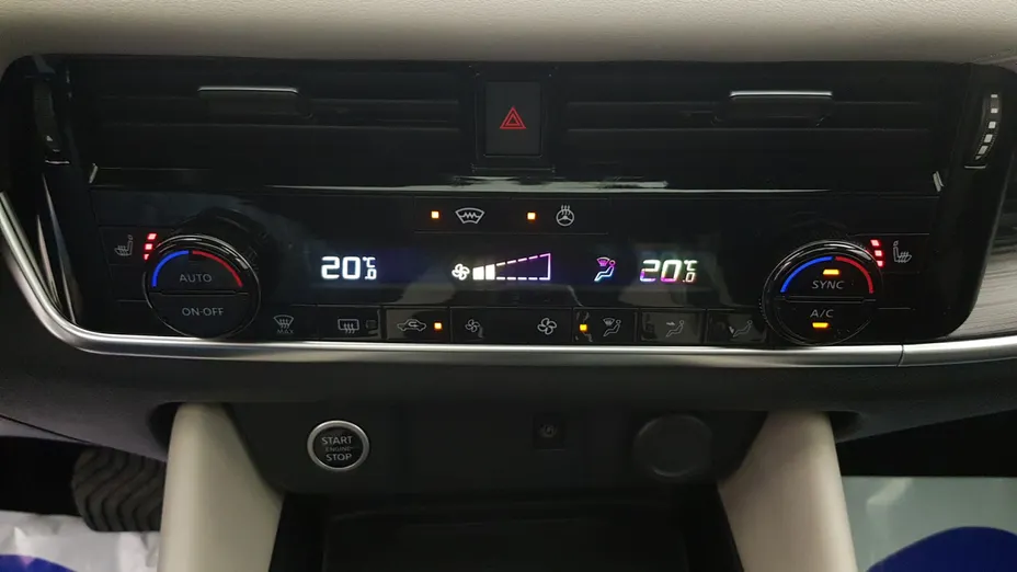 NISSAN Qashqai Qashqai 1.3 DIG-T mHEV Tekna Xtronic