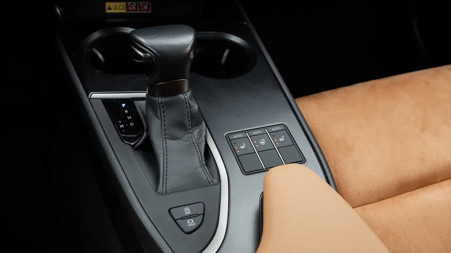 LEXUS UX UX 200 GPF Business 2WD