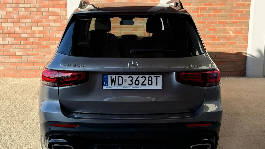 MERCEDES-BENZ GLB GLB 200 4-Matic AMG Line 8G-DCT