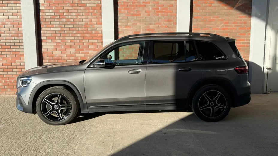 MERCEDES-BENZ GLB GLB 200 4-Matic AMG Line 8G-DCT