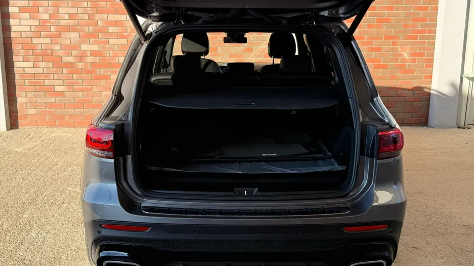 MERCEDES-BENZ GLB GLB 200 4-Matic AMG Line 8G-DCT