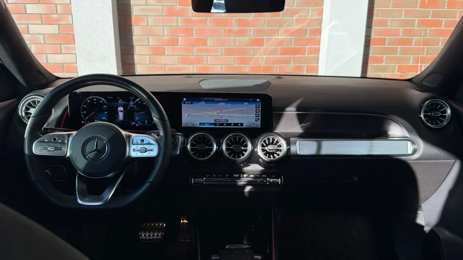 MERCEDES-BENZ GLB GLB 200 4-Matic AMG Line 8G-DCT