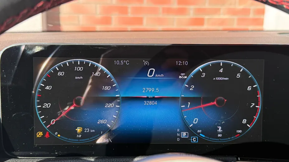 MERCEDES-BENZ GLB GLB 200 4-Matic AMG Line 8G-DCT