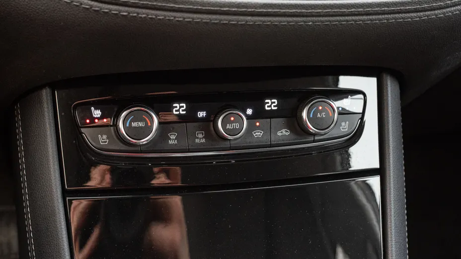 OPEL Grandland X Grandland X 1.6 T PHEV 4x4 Elegance