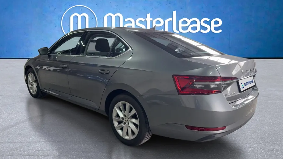SKODA Superb Superb 2.0 TSI Ambition DSG
