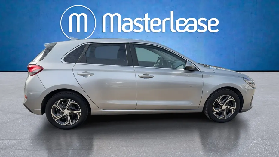 HYUNDAI i30 i30 1.5 DPI Smart
