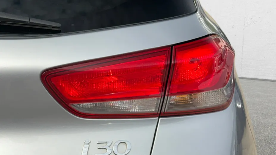 HYUNDAI i30 i30 1.5 DPI Smart