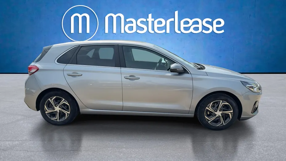 HYUNDAI i30 i30 1.5 DPI Smart