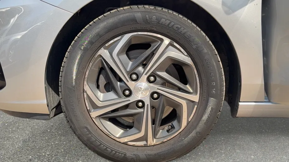 HYUNDAI i30 i30 1.5 DPI Smart