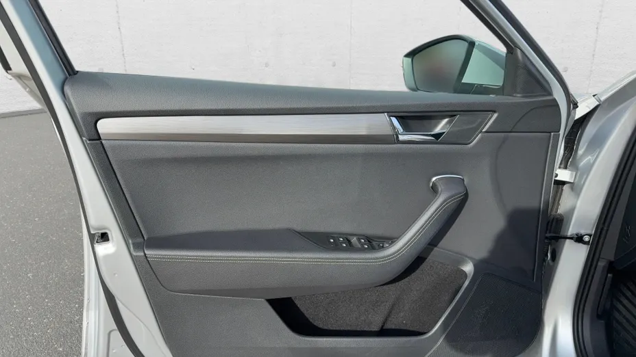 SKODA Superb Superb 2.0 TSI Style DSG