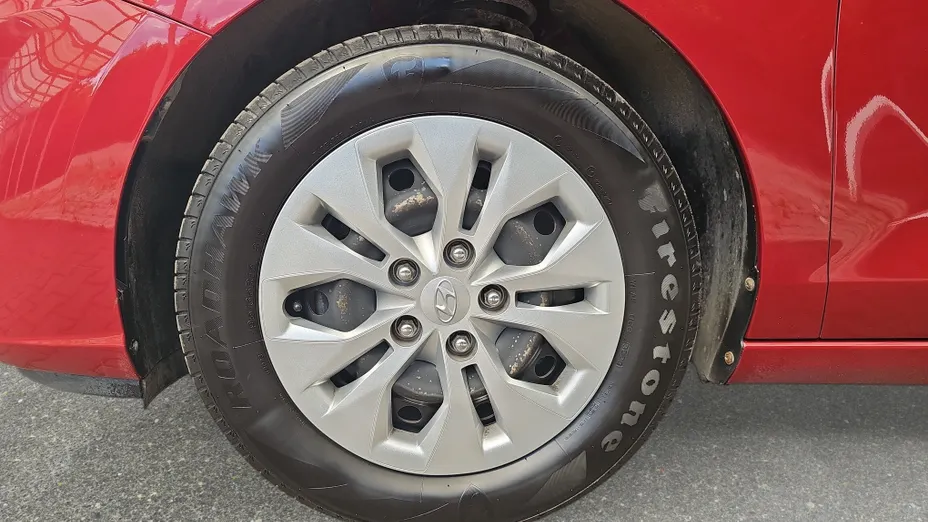 HYUNDAI i30 i30 1.5 DPI Classic +