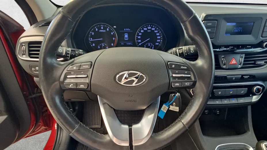 HYUNDAI i30 i30 1.5 DPI Classic +