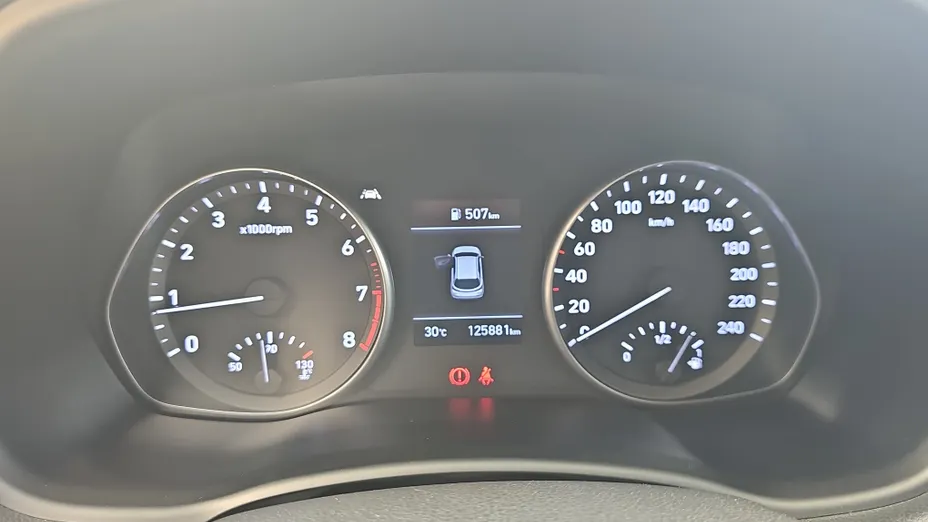 HYUNDAI i30 i30 1.5 DPI Classic +