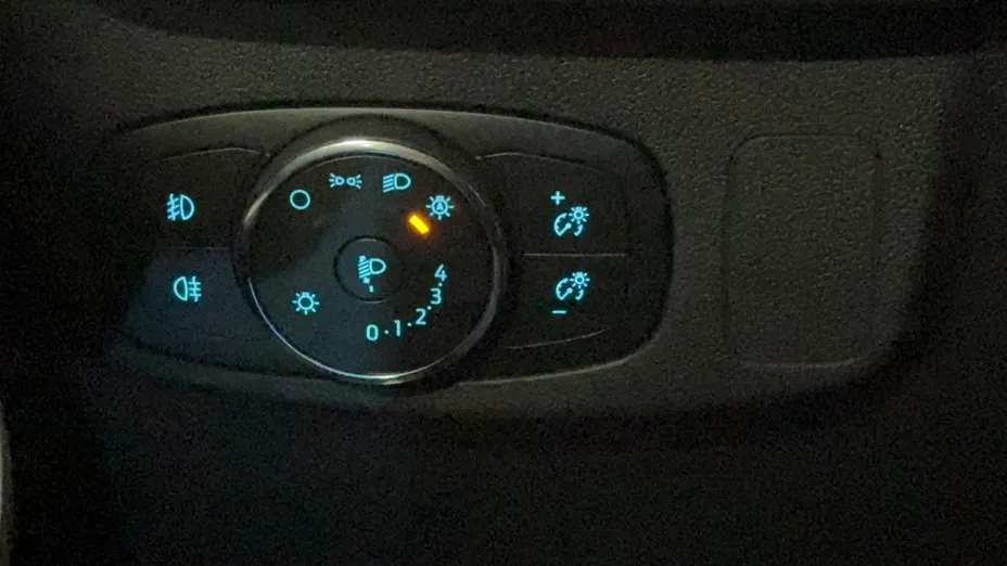 FORD Focus Focus 1.0 EcoBoost mHEV Titanium X aut