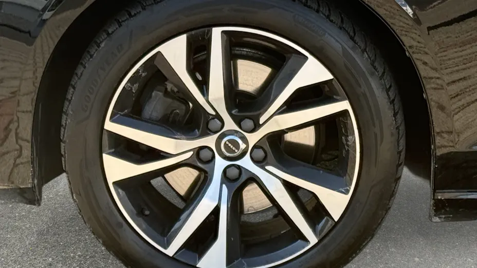 VOLVO V60 V60 B4 B Plus Dark aut