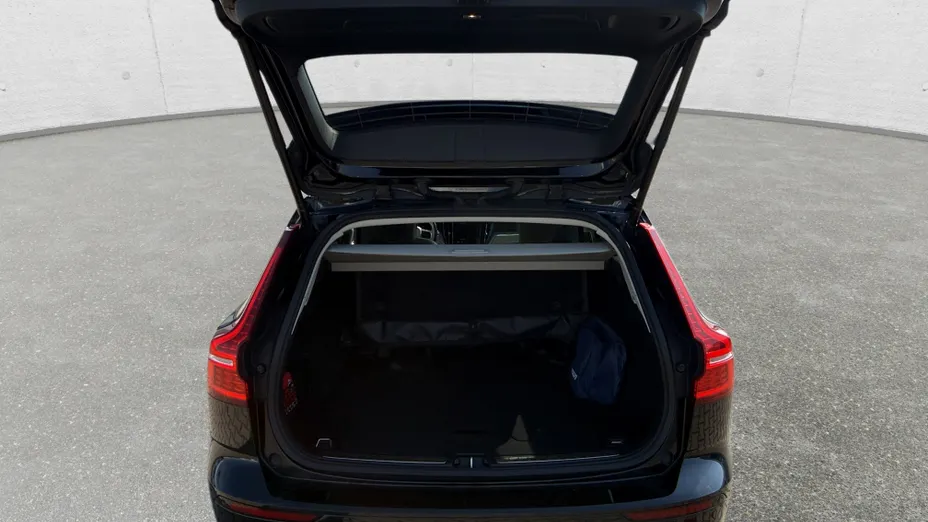 VOLVO V60 V60 B4 B Plus Dark aut