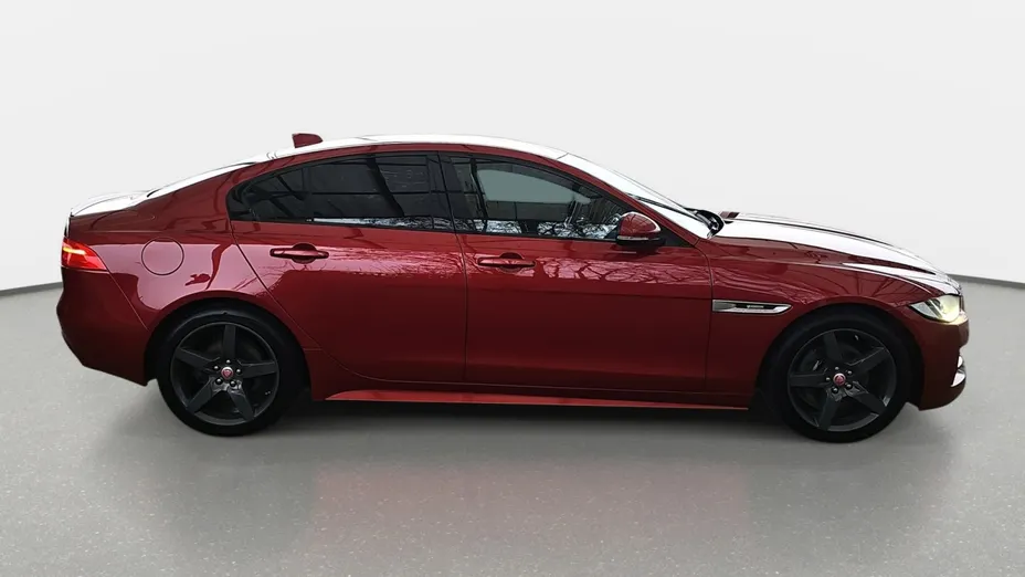 JAGUAR XE XE 2.0 D R-Sport aut