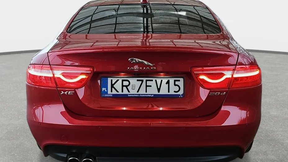 JAGUAR XE XE 2.0 D R-Sport aut