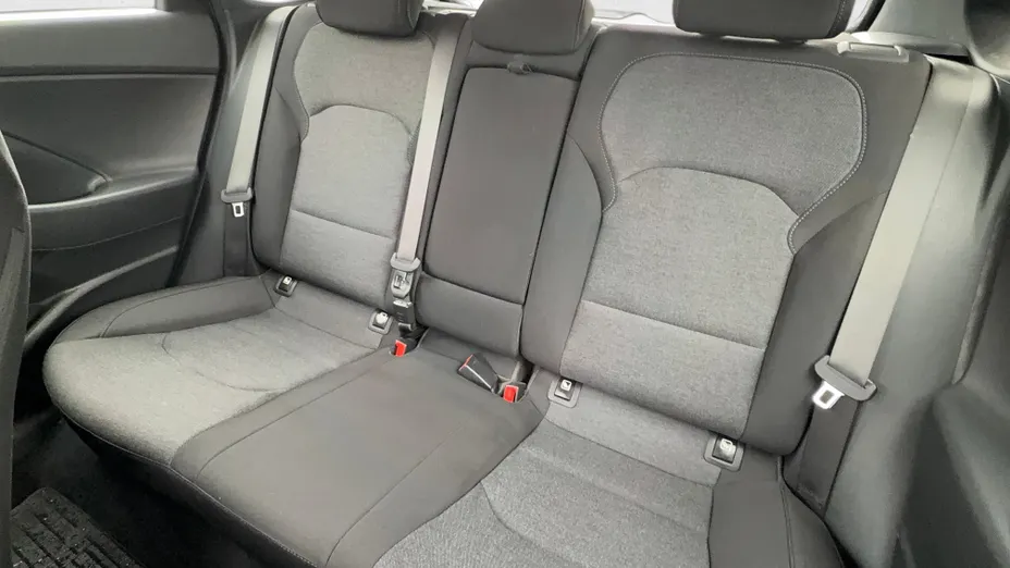 HYUNDAI i30 i30 1.5 DPI Smart