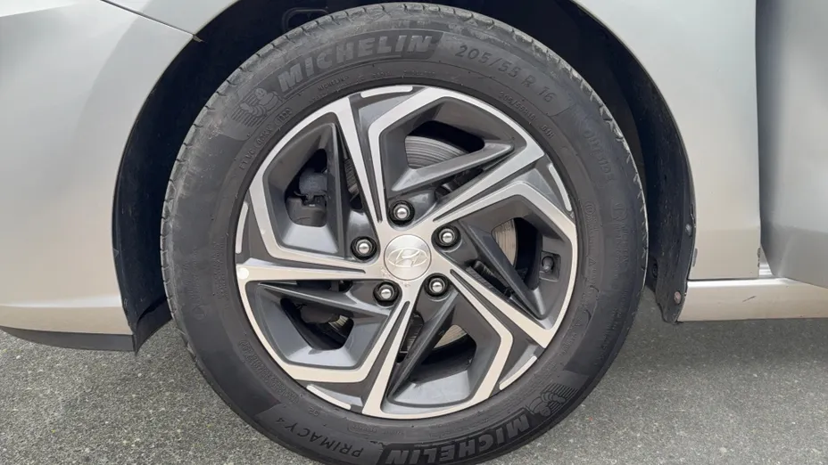 HYUNDAI i30 i30 1.5 DPI Smart