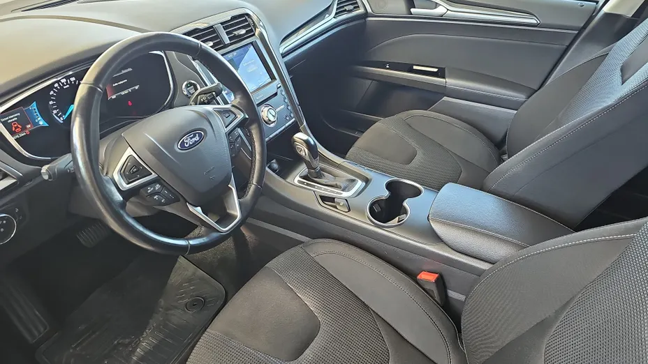 FORD Mondeo Mondeo 2.0 Hybrid Titanium
