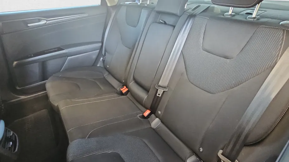 FORD Mondeo Mondeo 2.0 Hybrid Titanium