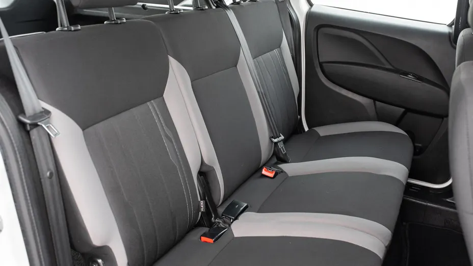 FIAT Doblo Cargo/Van Doblo Kombi Maxi 1.6 MJ Dynamic