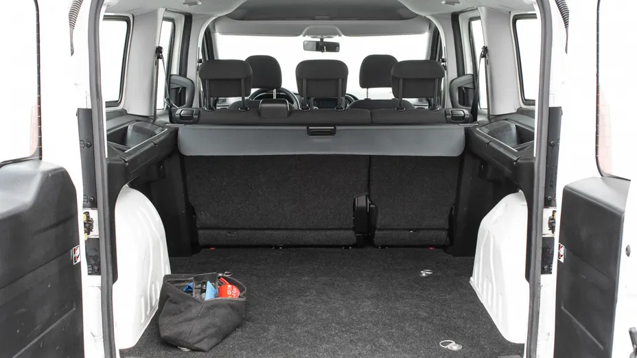 FIAT Doblo Cargo/Van Doblo Kombi Maxi 1.6 MJ Dynamic