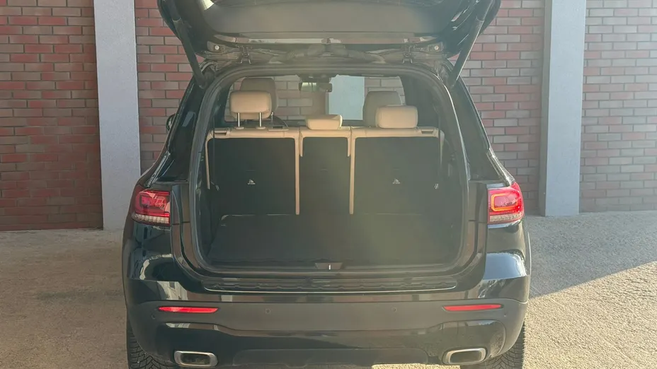 MERCEDES-BENZ GLB GLB 200 Progressive 7G-DCT