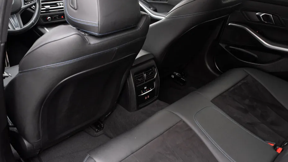 BMW Seria 3 318d mHEV M Sport aut